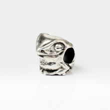 Crazy Frog Bead