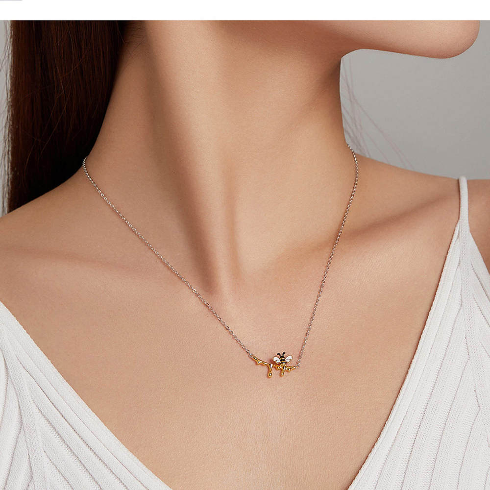 Lovely Honey Bee Jewelry Set