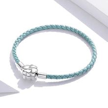 Leather Two-Tone Clover Bracelet