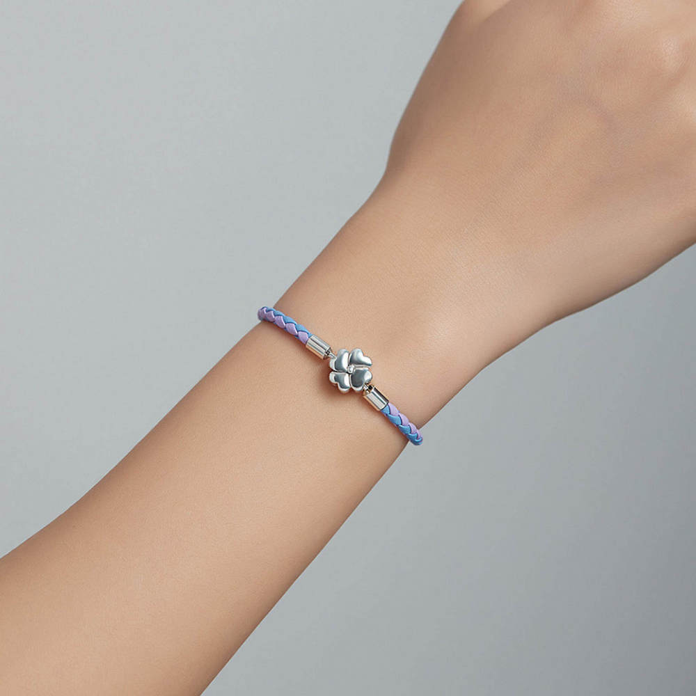 Leather Two-Tone Clover Bracelet