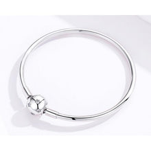 Star Bangle Smooth Bracelet