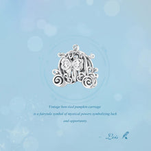 Exquisite Pumpking Carriage Charm