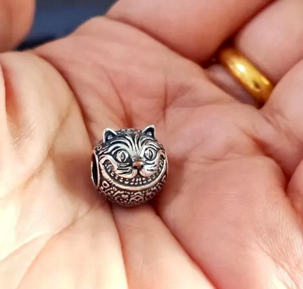 Cheshire Cat Bead