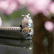 Kokeshi With Flashlight Charm