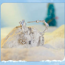 Snow Mountain Flower Earring