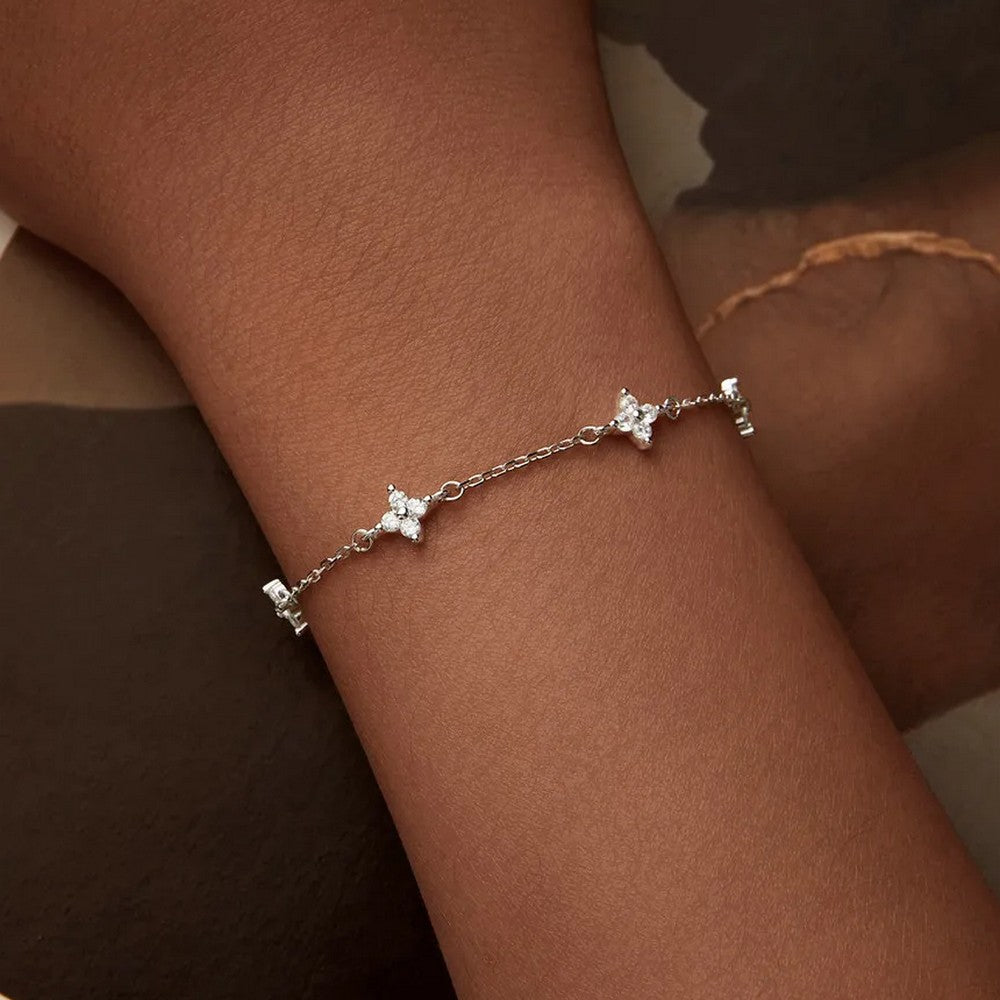 Exquisite Sparkling Bracelet