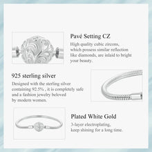 Retro Pattern Bangle Bracelet