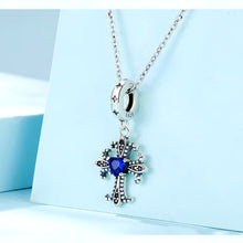 Vintage Blue CZ Cross Pendnat
