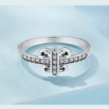 Vintage Flower Iris Ring