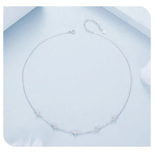 Four-Leaf Clover Flower Necklace