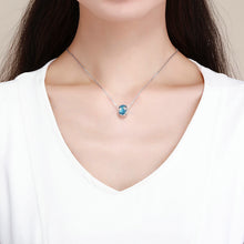 Daisy Blue Crystal Beads