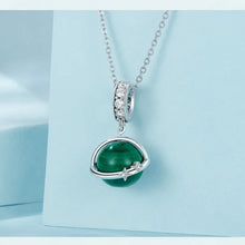 Natural Green Malachite Star Pendant Moon Bead