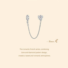 Retro Romantic Safty Chain