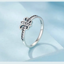 Vintage Flower Iris Ring