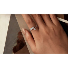 Seahorse Opening Ring