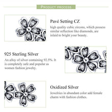 Daisy Floral Stud Earrings