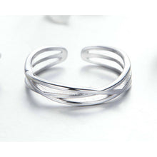 Geometric Twisted Wave Open Ring
