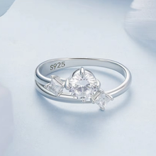 Sparkling Zircon Ring